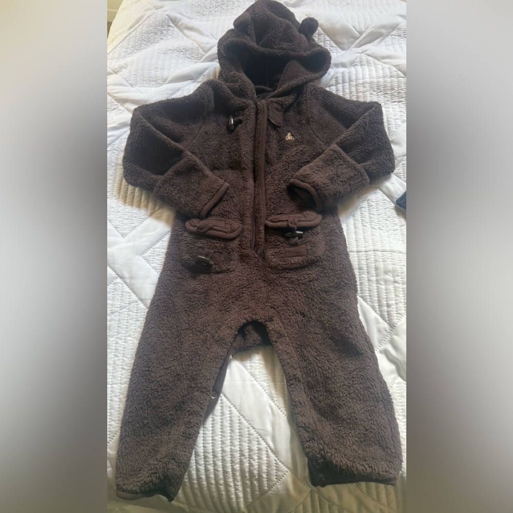 Gap 12-18m one piece warm outfit